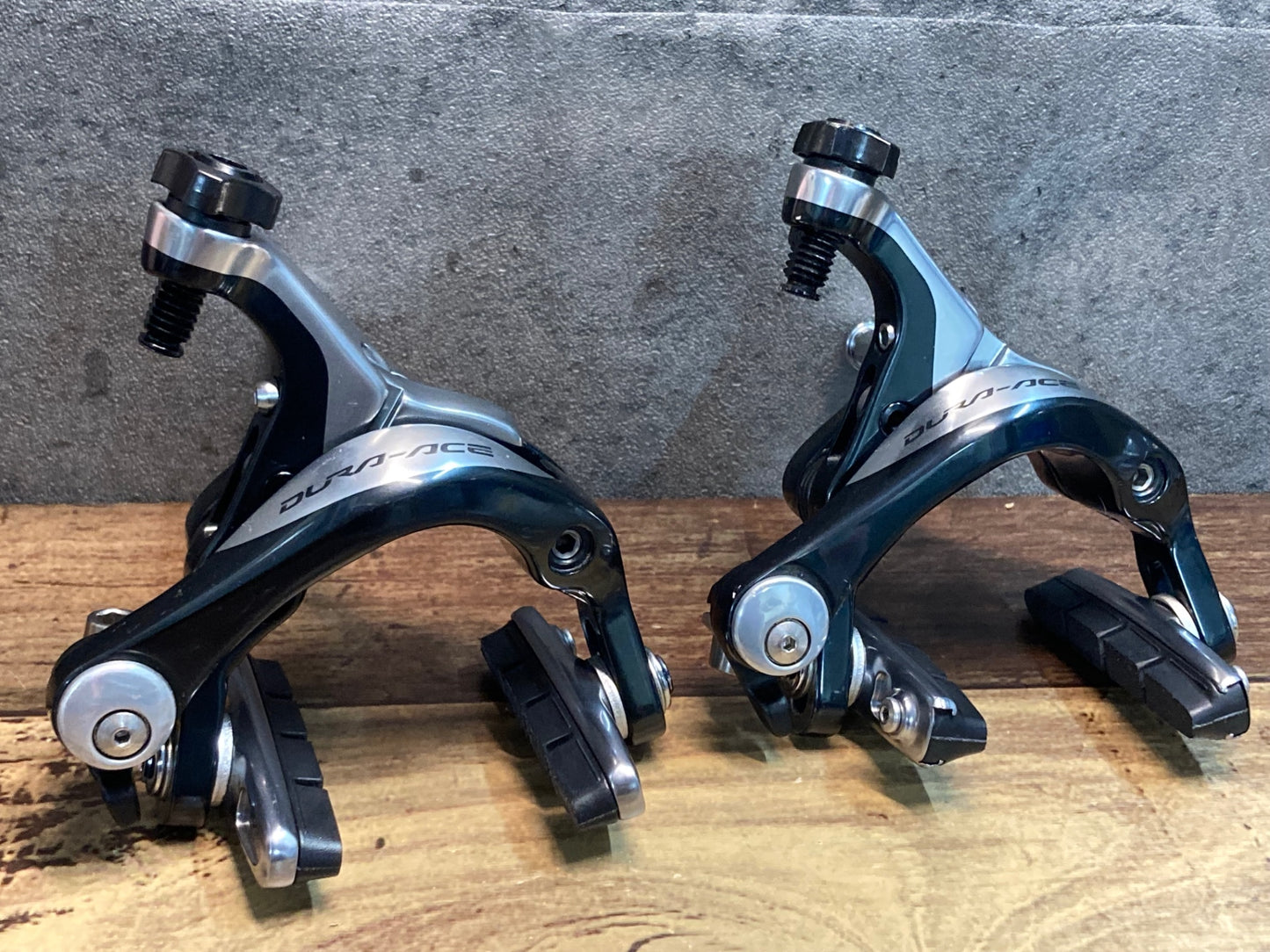 IR615 シマノ SHIMANO デュラエース DURA-ACE BR-9000 ブレーキキャリパー 前後セット