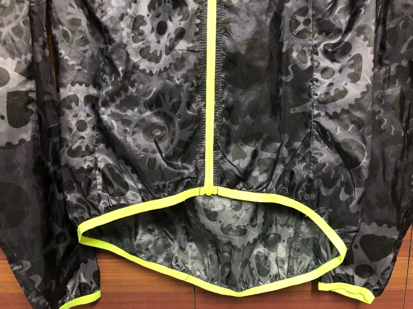 IM797 アールエイチプラス rh+ ウインドブレーカー 黒 M ※タグカット