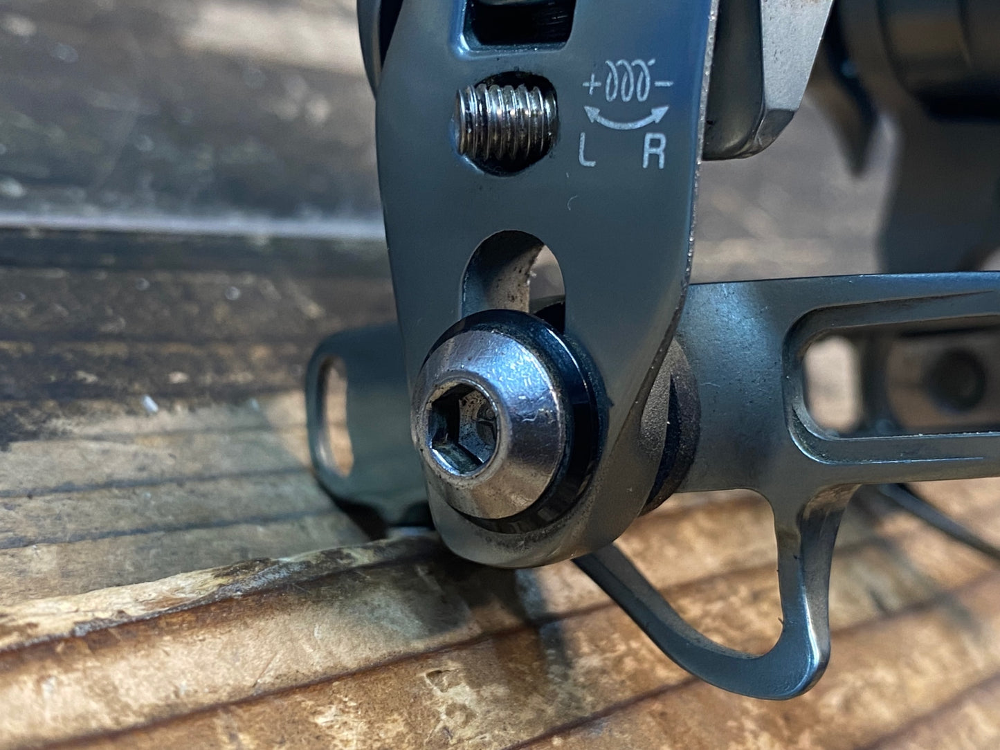 IU265 トレック TREK Madone 9 Aero Integrated ブレーキキャリパー セット