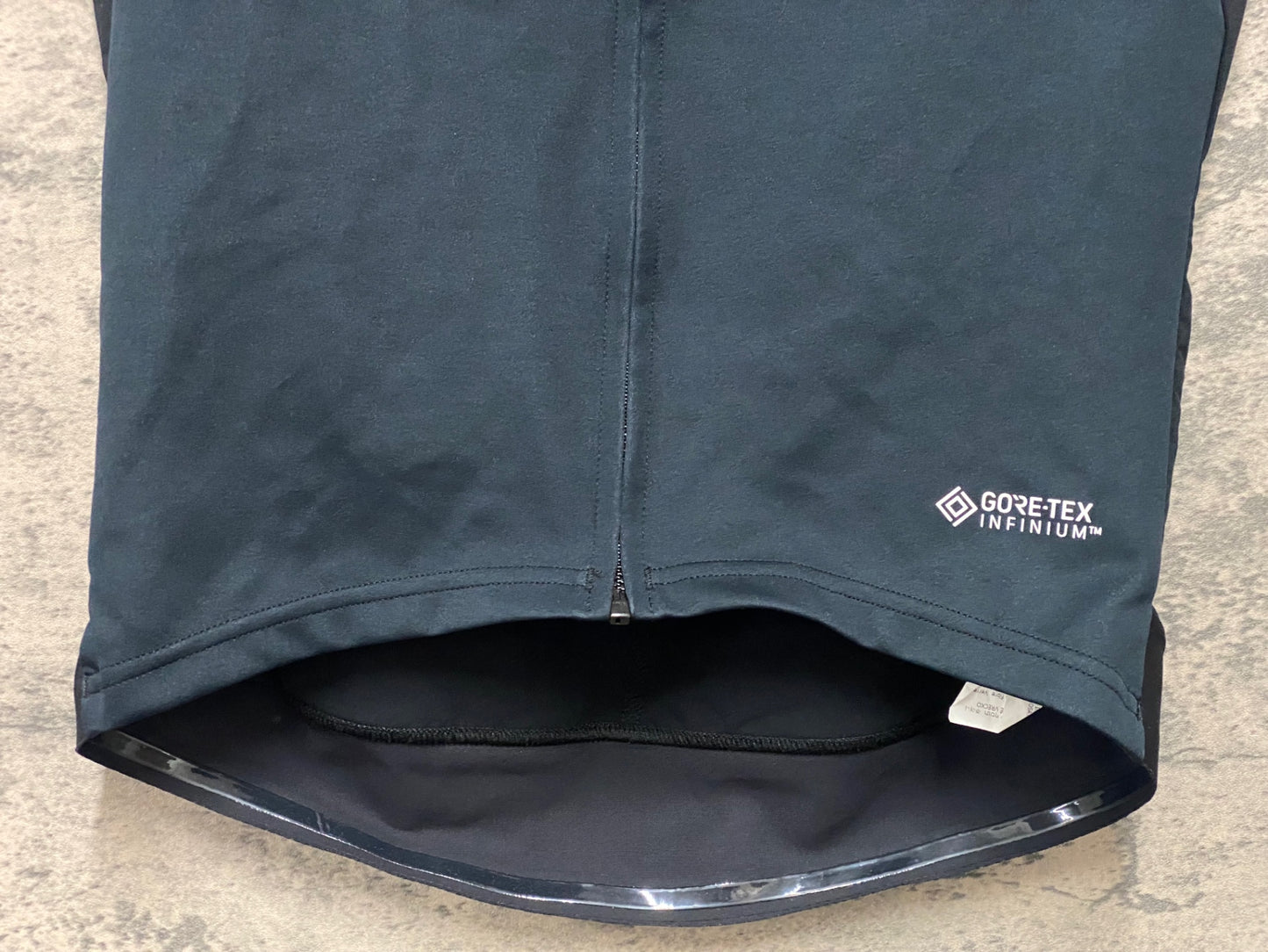 IY985 カステリ CASTELLI ROSSO CORSA サイクルベスト ジレ GORE-TEX INFINIUM perfetto 黒 M ※色移り有