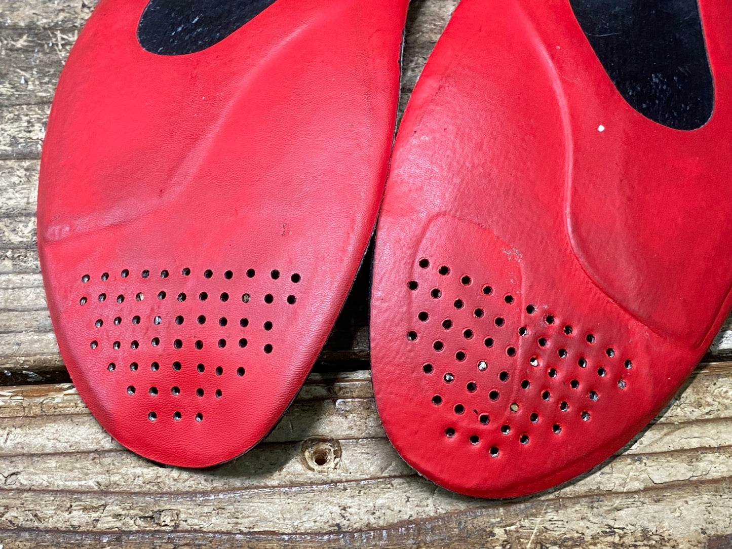 IU396 ソールスター SOLESTAR KONTROL インソール 赤 ※サイズ不明 実測 26.5cm