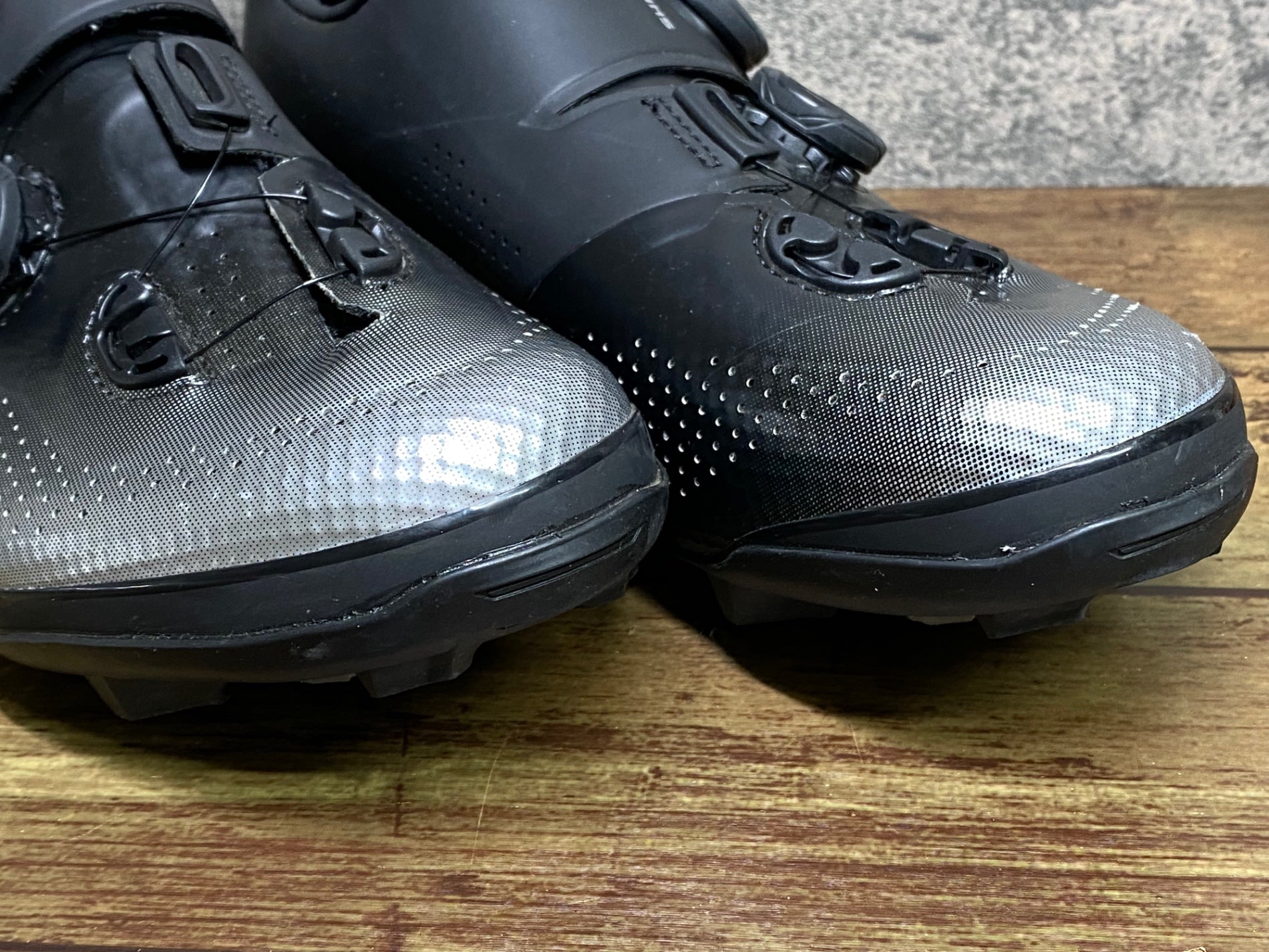IO387 シマノ SHIMANO XC7 SHXC702M ビンディングシューズ 黒 IO387 シマノ SHIMANO XC7 SHXC702M ビンディングシューズ 黒