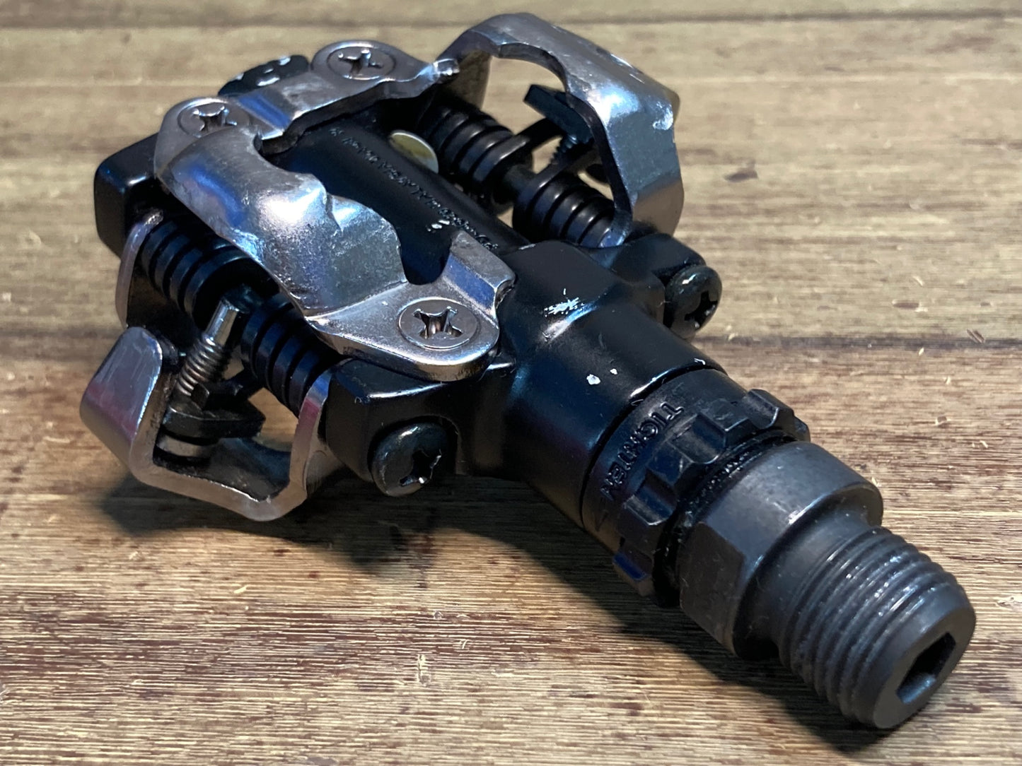 IL068 シマノ SHIMANO PD-M520 ビンディングペダル SPD