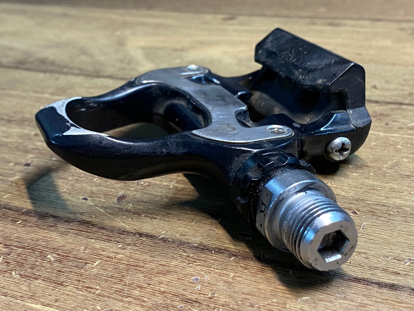 IZ015 シマノ SHIMANO 105 PD-5700 ビンディングペダル SPD-SL