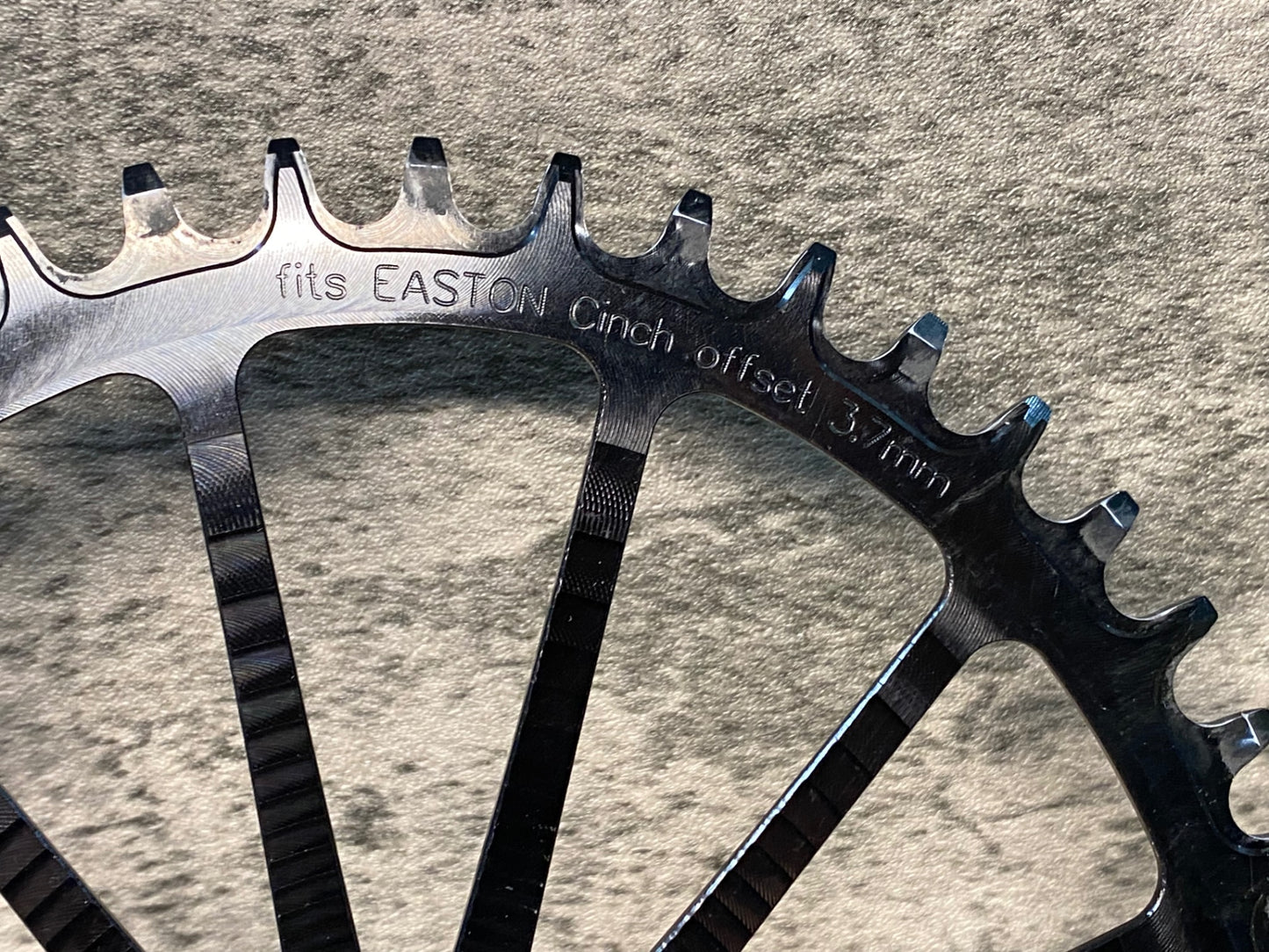 IY906 Garbaruk Easton Cinch Direct Mount 1x Oval Chainring チェーンリング 黒 50T 楕円