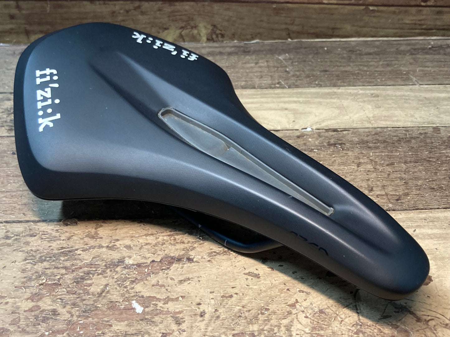 IL496 フィジーク fizik TERRA ARGO X5 S-Alloyレール 160mm