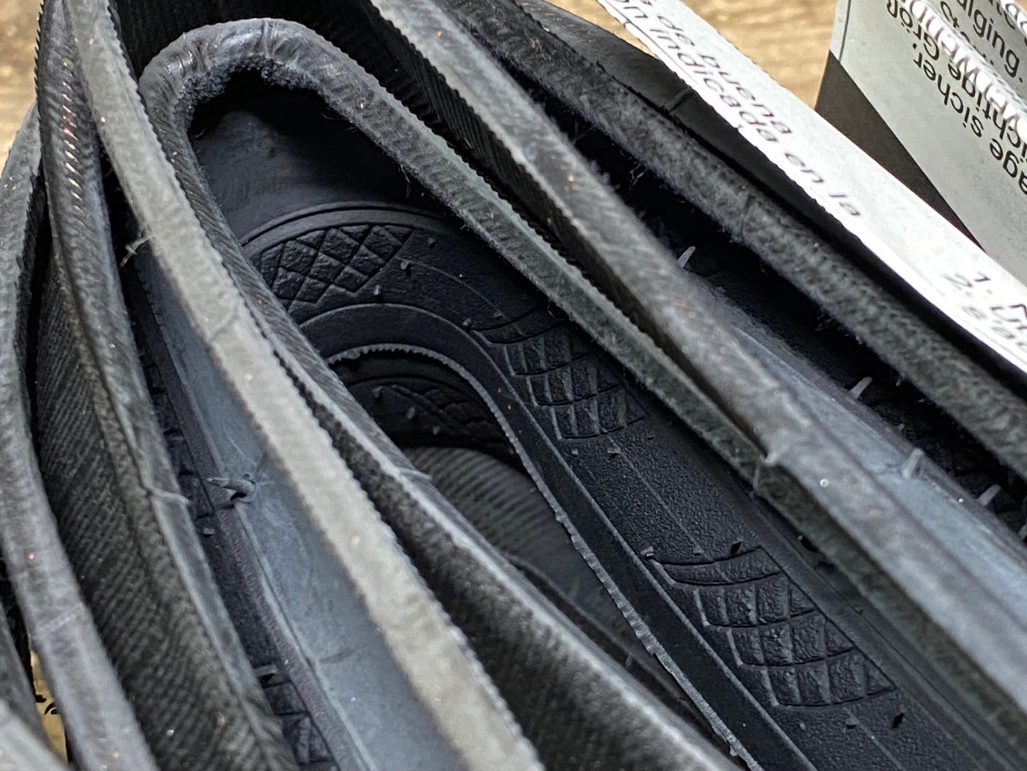 IW082 ヴィットリア vittoria ZAFFIRO PRO GRAPHENE 2.0 700x32C タイヤ