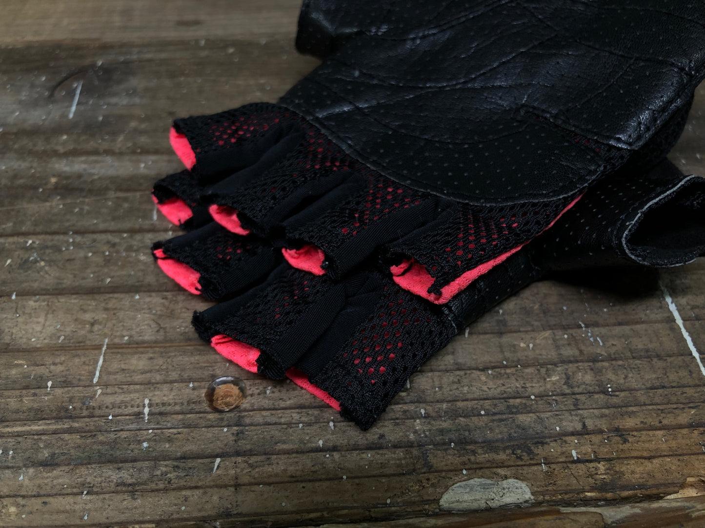 IN348 ラファ RAPHA グローブ 指ぬき ピンク サイズ表記不明