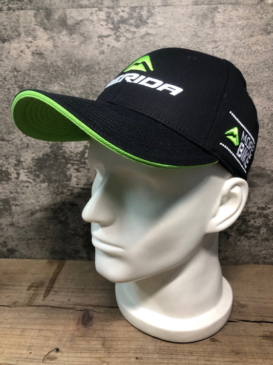 IQ207 メリダ MERIDA キャップ 黒