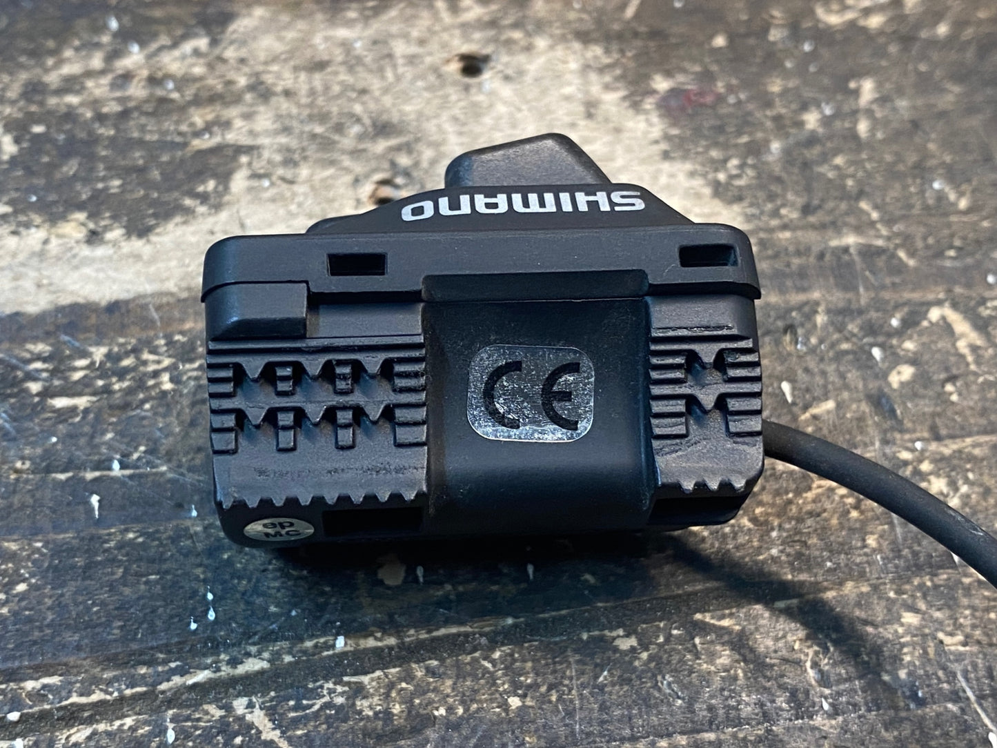 IW673 シマノ SHIMANO SW-R600 Di2 シフトスイッチ