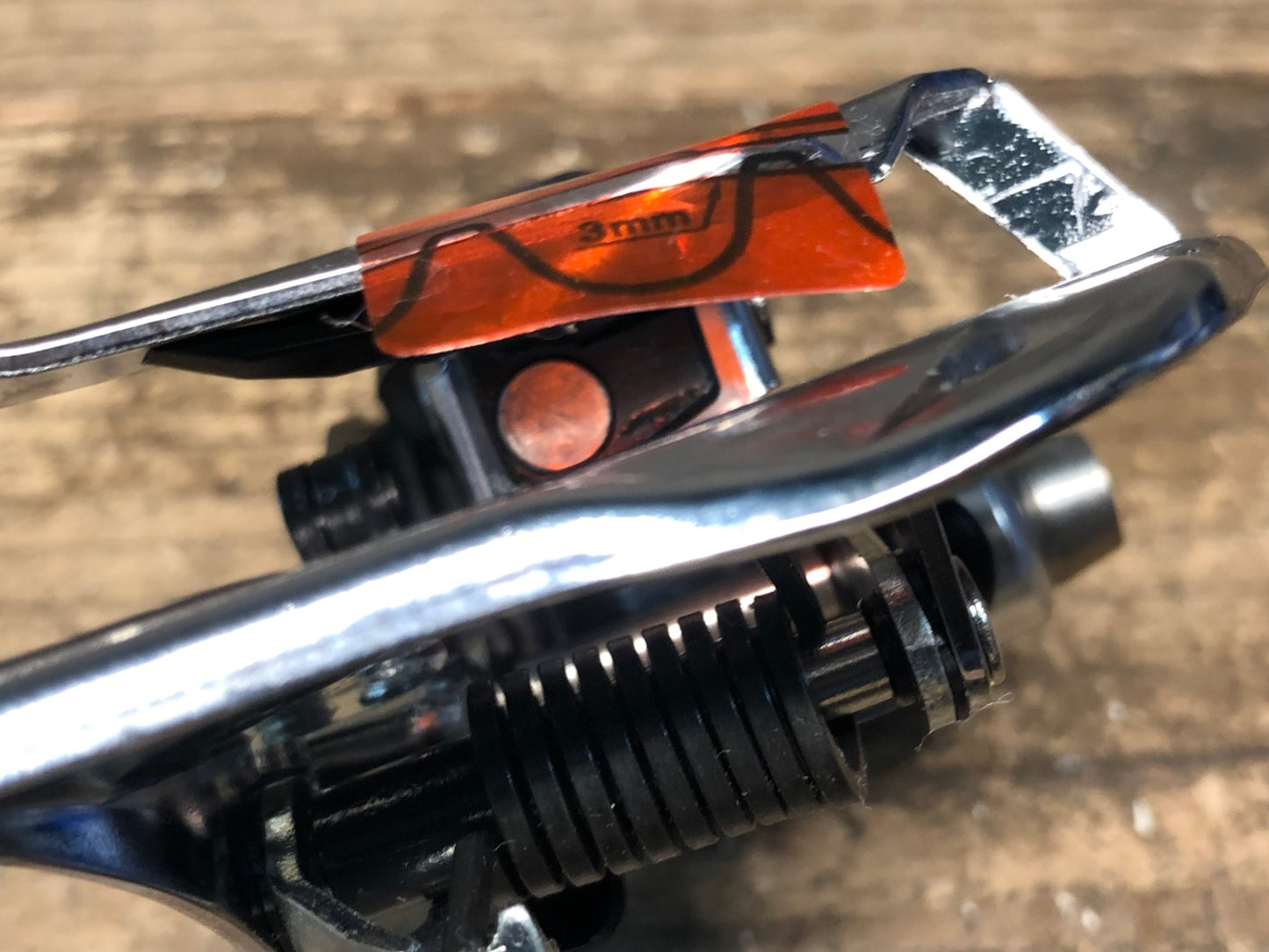 IY083 シマノ SHIMANO 105 FD-R7100 フロントディレイラー 直付 2S