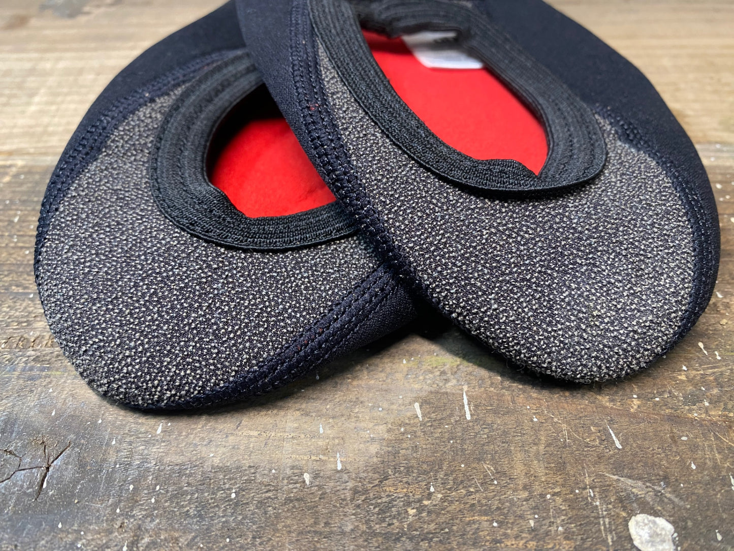 IP139 dhb トゥーカバー 黒 S-M