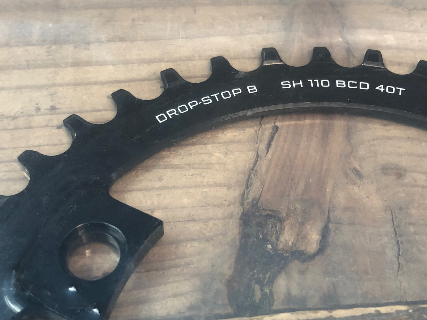 IR237 ウルフトゥース WOLF TOOTH DROP STOP CHAINRING ナローワイド シマノ SHIMANO 4 Bolt 40T