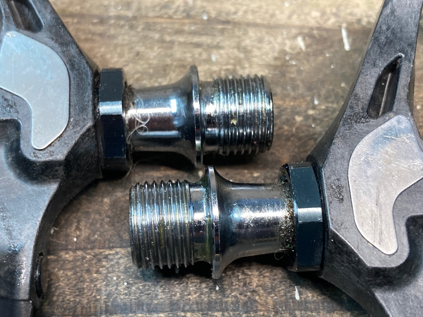 IQ894 シマノ SHIMANO アルテグラ ULTEGRA PD-R8000 ビンディングペダル SPD-SL 使用感あり