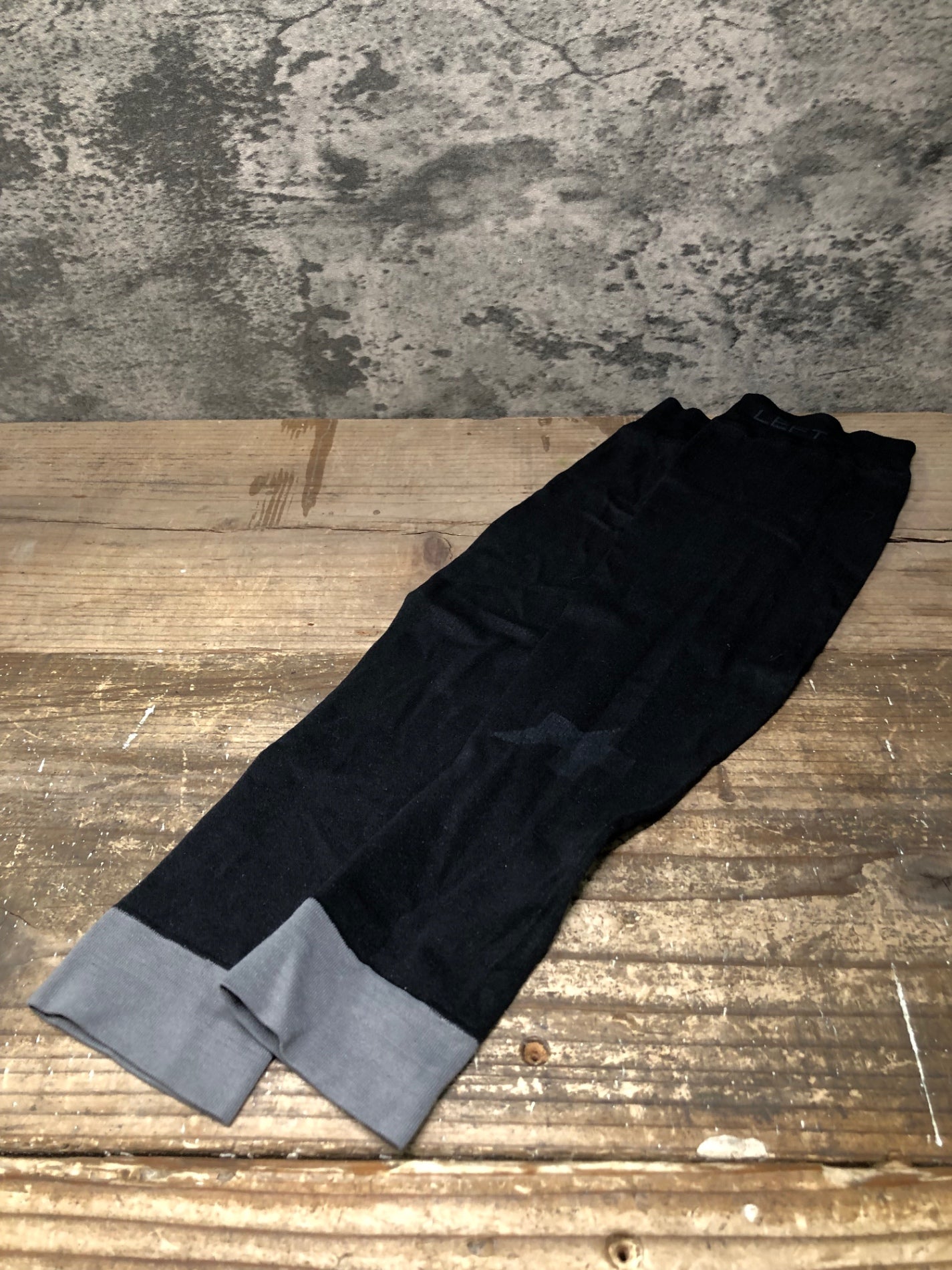 IW780 アソス assos アームカバー 黒 Ⅰ