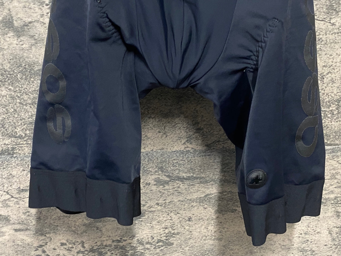 IW481 アソス Assos T.EQUIPE EVO ビブショーツ 黒 S ※プリントひび