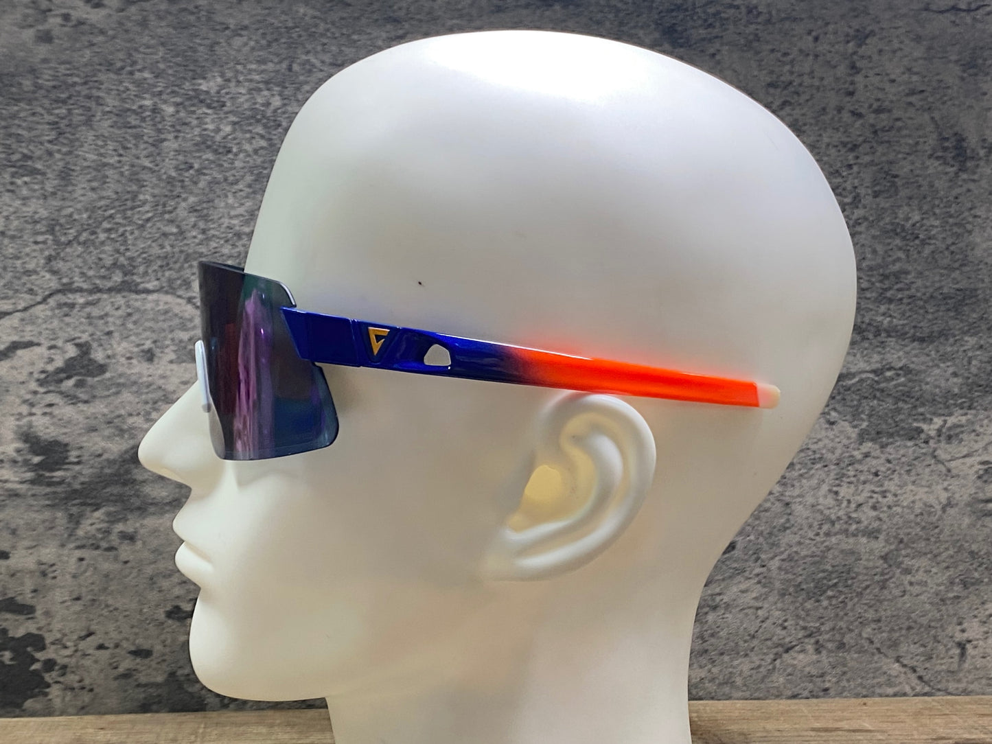 JD573 ジャイアント GIANT Helio D01 サングラス アイウェア 紺 オレンジ レンズ剥げ