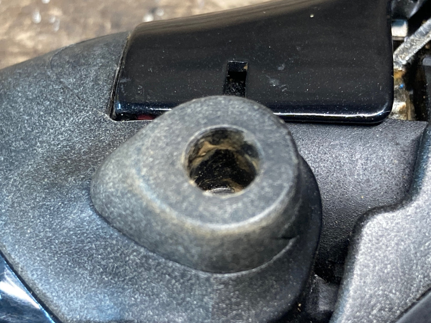 IU042 シマノ SHIMANO ソラ SORA ST-3500 STIレバー 2x9S