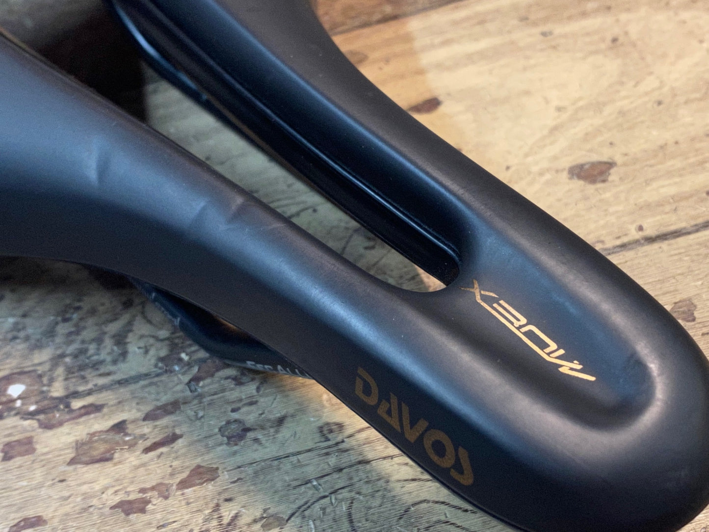 ID860 セライタリア selle italia ダボス DAVOS X-BOW SUPERFLOW サドル FecAlloy 155mm