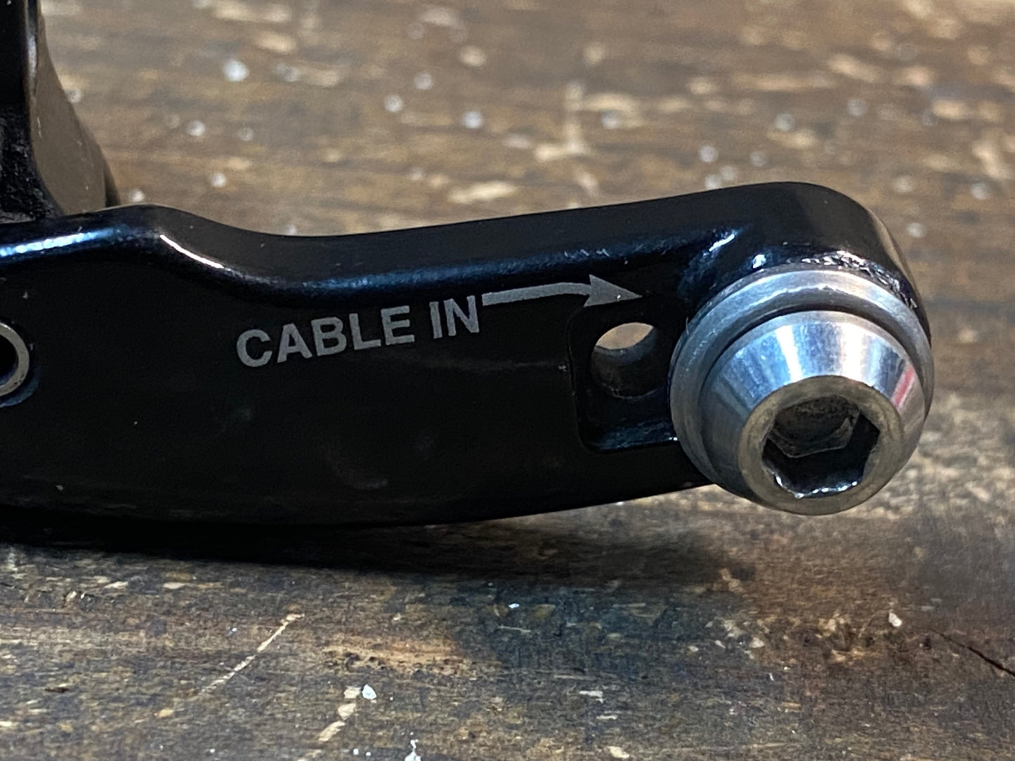 IU915 シマノ SHIMANO 105 FD-5800 フロントディレイラー 2S 直付け ※スキッドプレート欠品