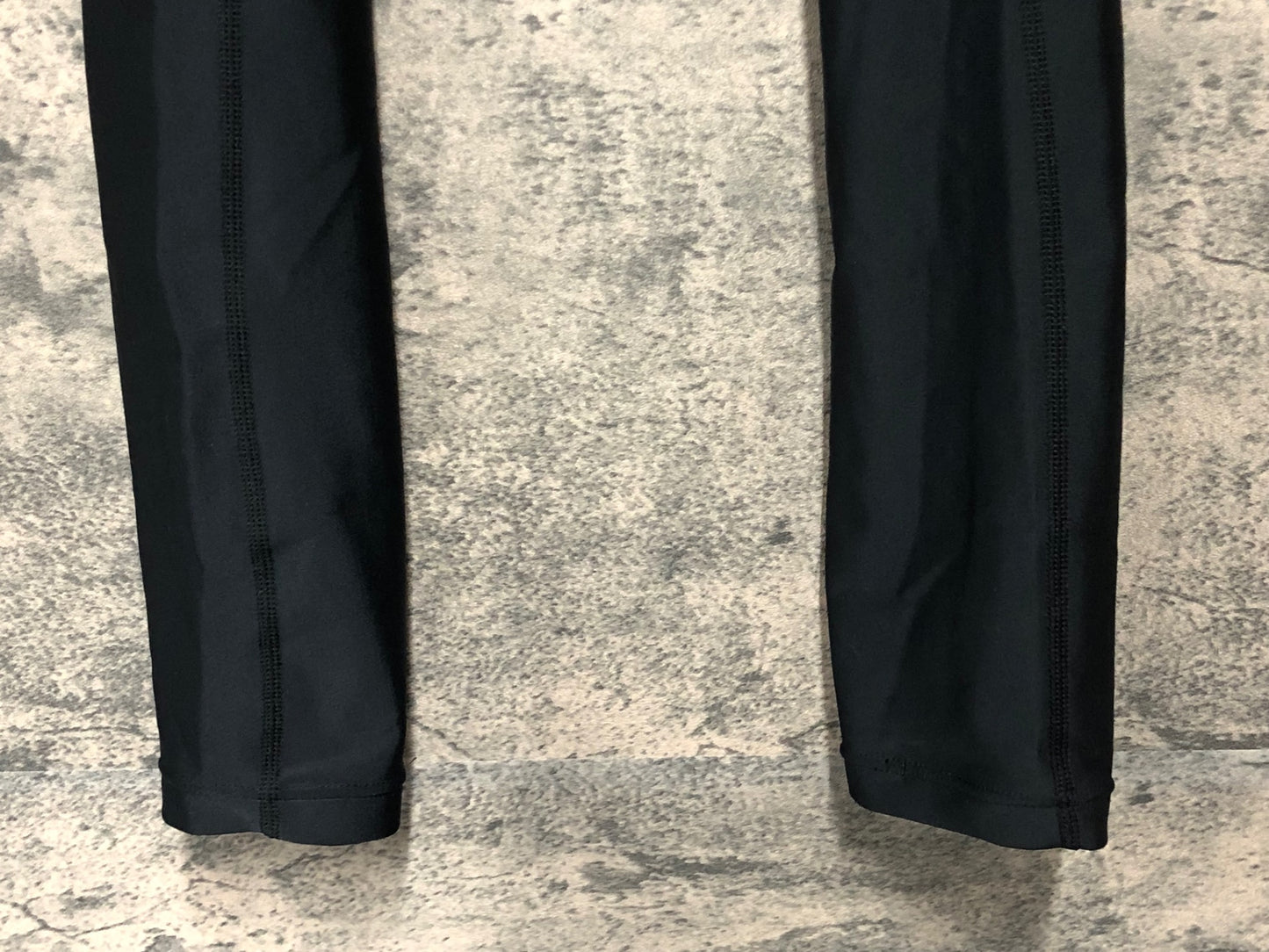 IY485 カペルミュール KAPELMUUR ビブタイツ 38サイズ 黒