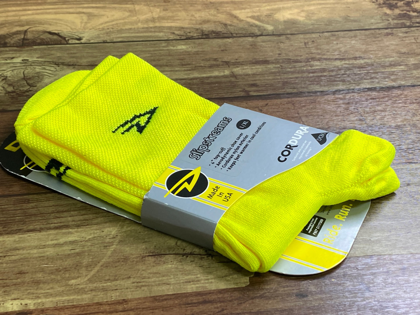 IZ045 デフィート DEFEET Slipstreams シューズカバー 黄 L/XL
