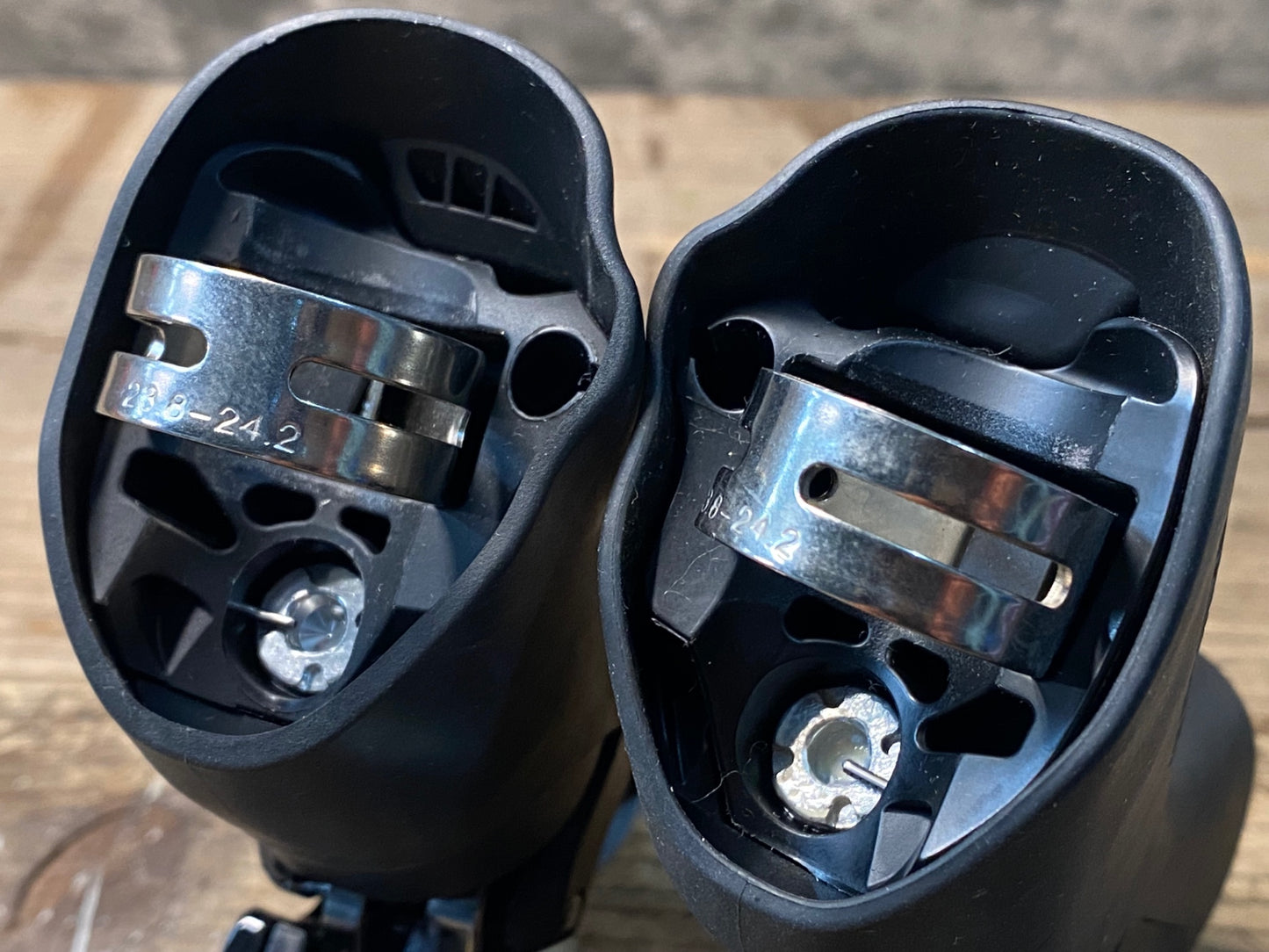 JD601 シマノ SHIMANO 105 ST-5800 STIレバー 2x11S