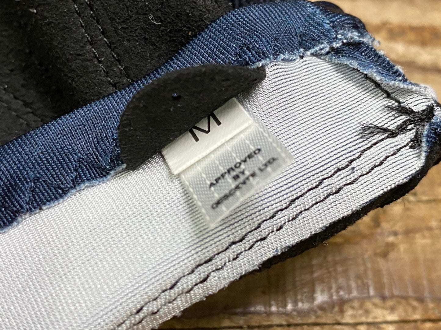 IW368 ルコックスポルティフ le coq sportif 指切 サイクルグローブ 紺 M