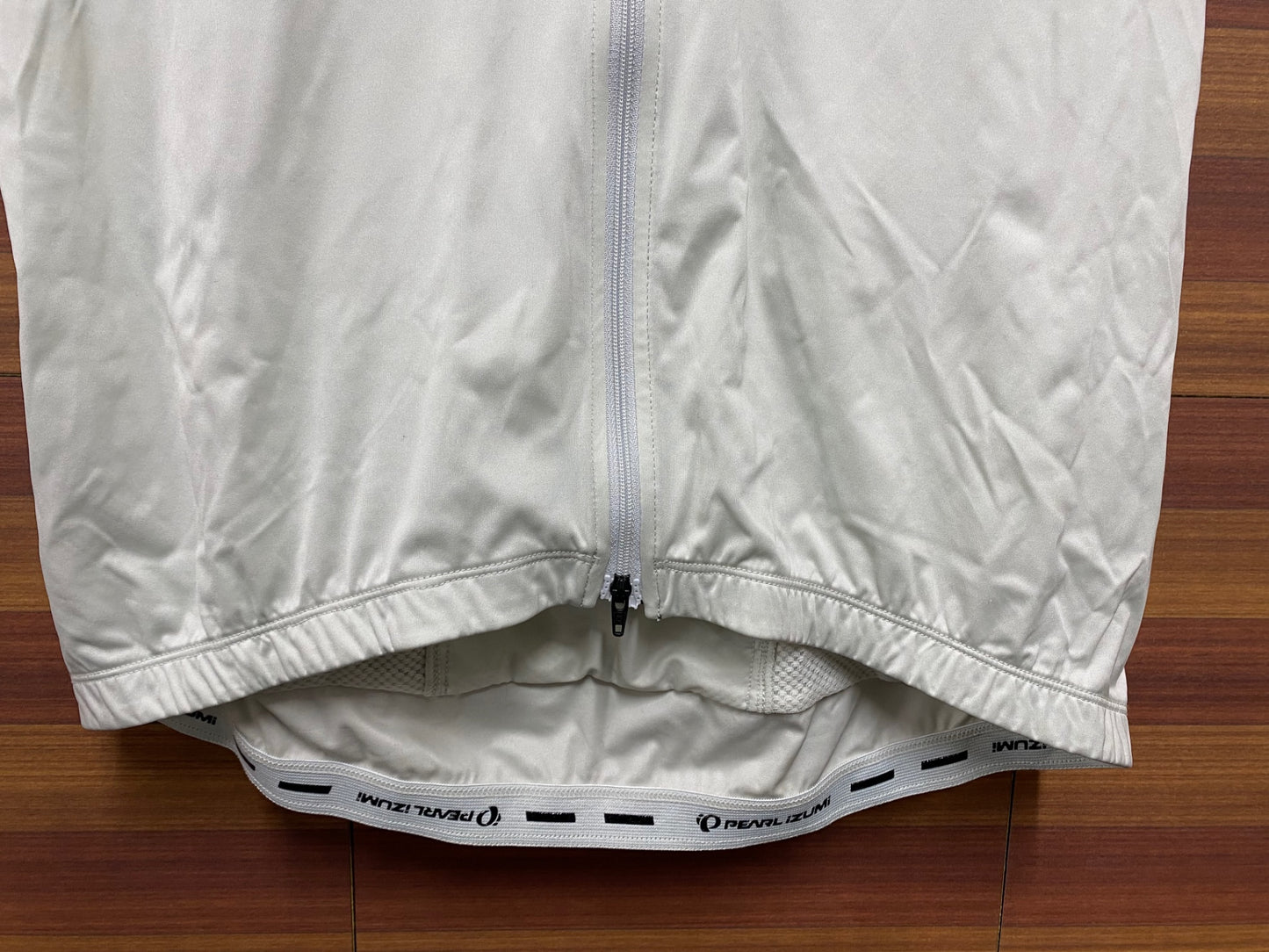 IU741 パールイズミ PEARL iZUMi ジレ サイクルベスト 白 XL