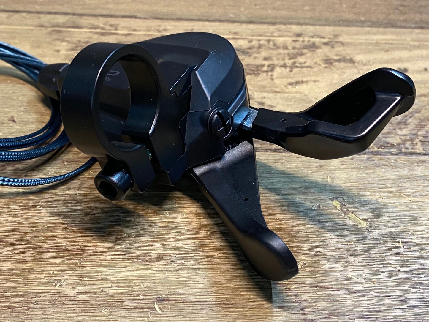 IY954 シマノ SHIMANO キューズ CUES SL-U6000 シフトレバー 右のみ Φ22.2 10S