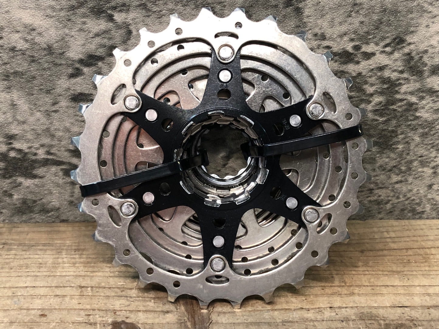 JA965 シマノ SHIMANO 105 CS-5800 スプロケット 11S 11-28T