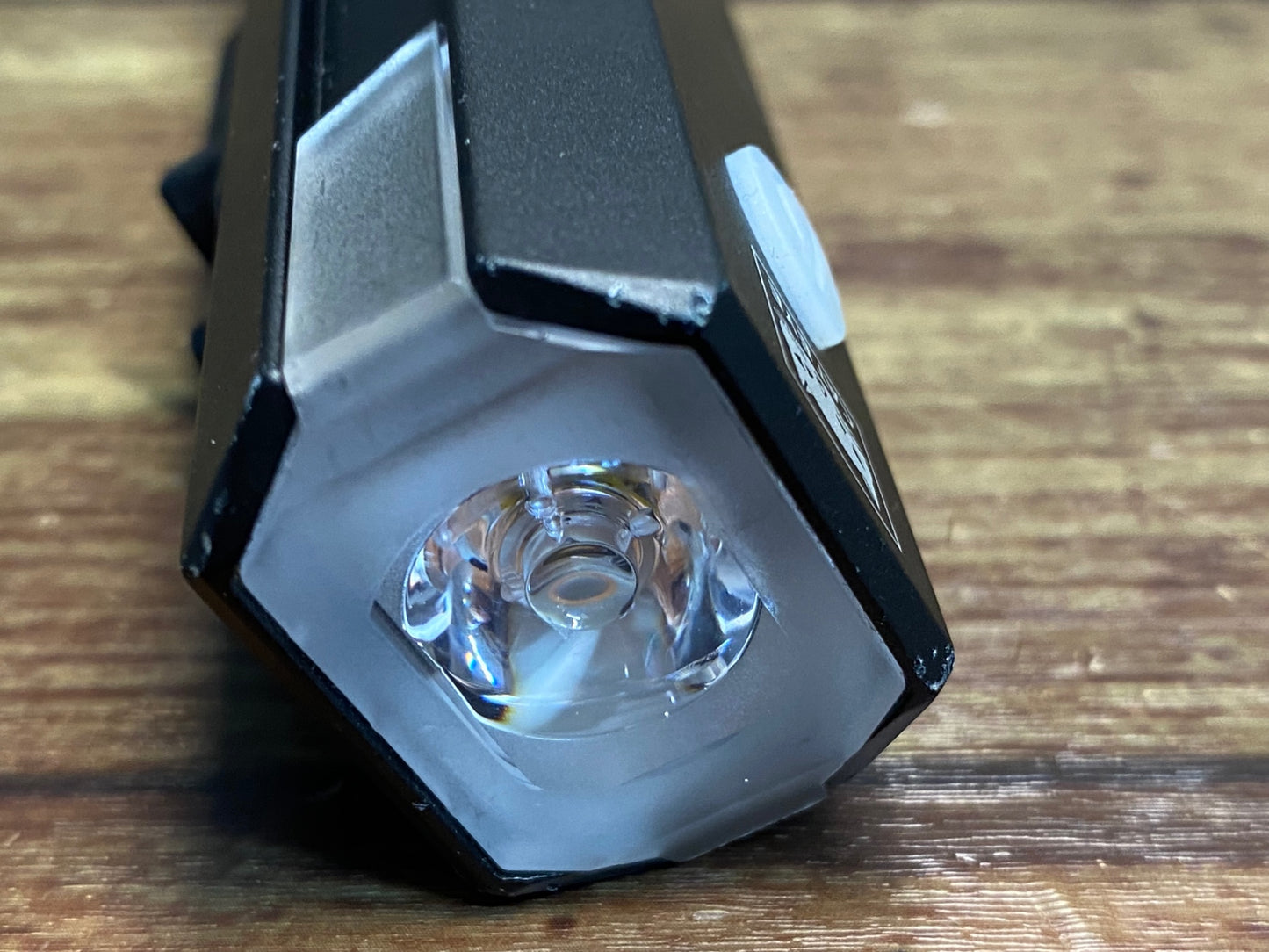 IY203 キャットアイ CATEYE AMPP 800 フロントライト 点灯確認済