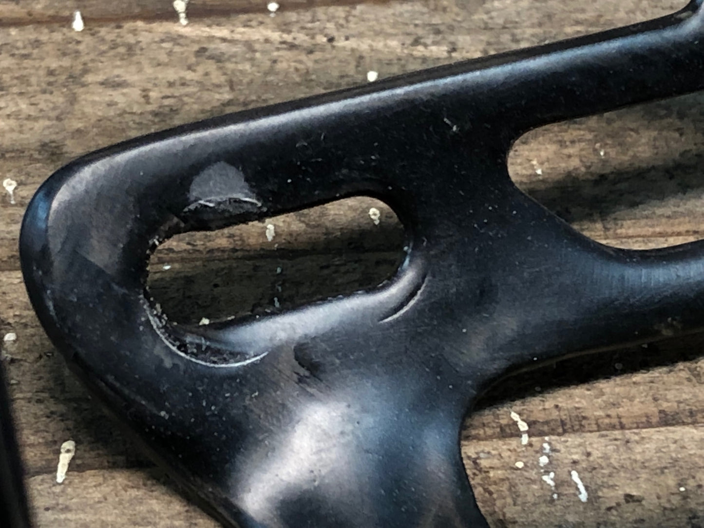 IN681 スペシャライズド SPECIALIZED カーボンボトルケージ 1個