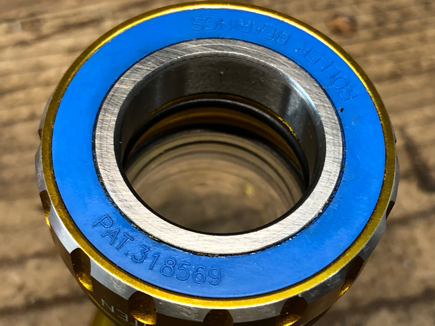 JA612 KCNC DOUBLE TEPER ROLLER BB ボトムブラケット 金 BC1.37″x24T 68mm/73mm