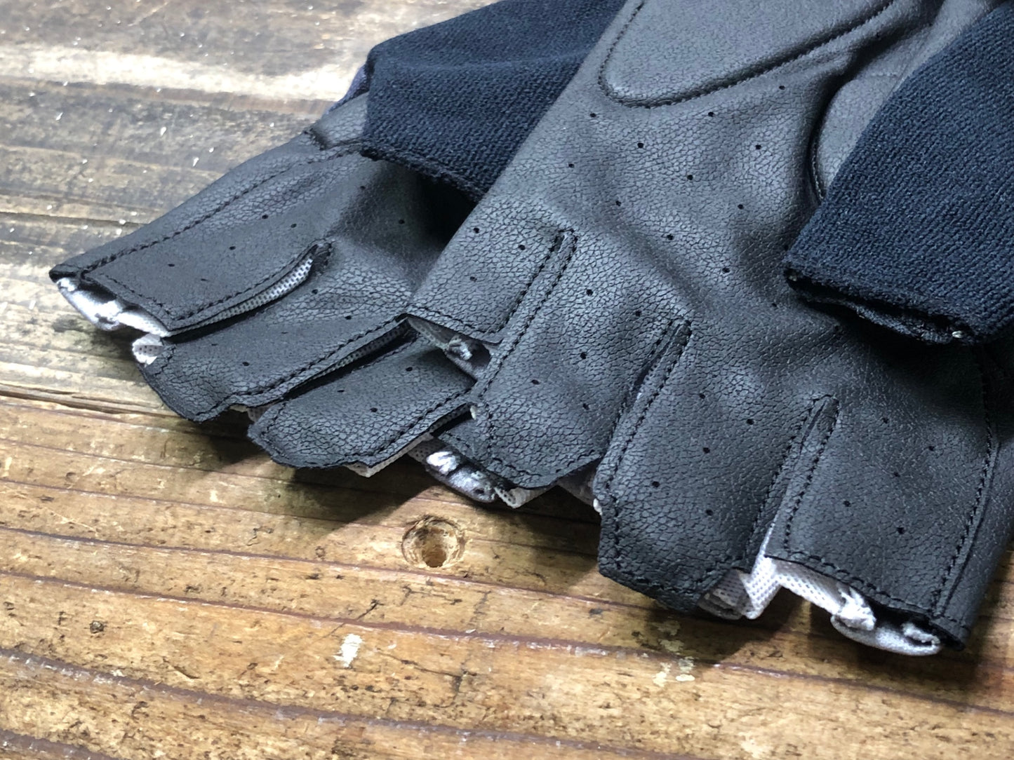 IM468 モンベル mont-bell 指切り グローブ グレー S 未使用