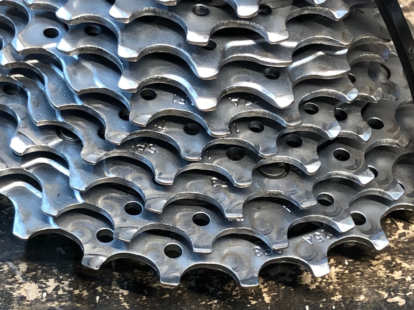 IJ815 カンパニョーロ Campagnolo コーラス CHORUS スプロケット 11S 12-25T