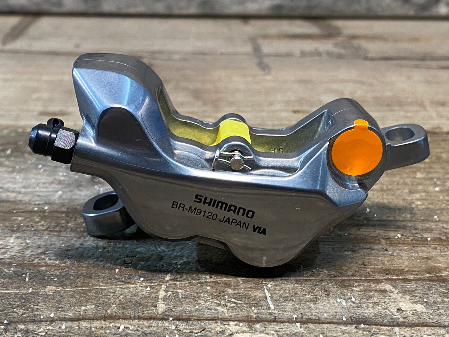 IR246 シマノ SHIMANO XTR BR-M9120 ディスクブレーキ キャリパー 4ピストン