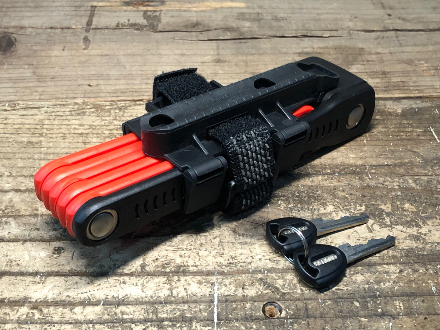 IZ227 アブス ABUS BORDO LITE 6055 ブレードロック 赤