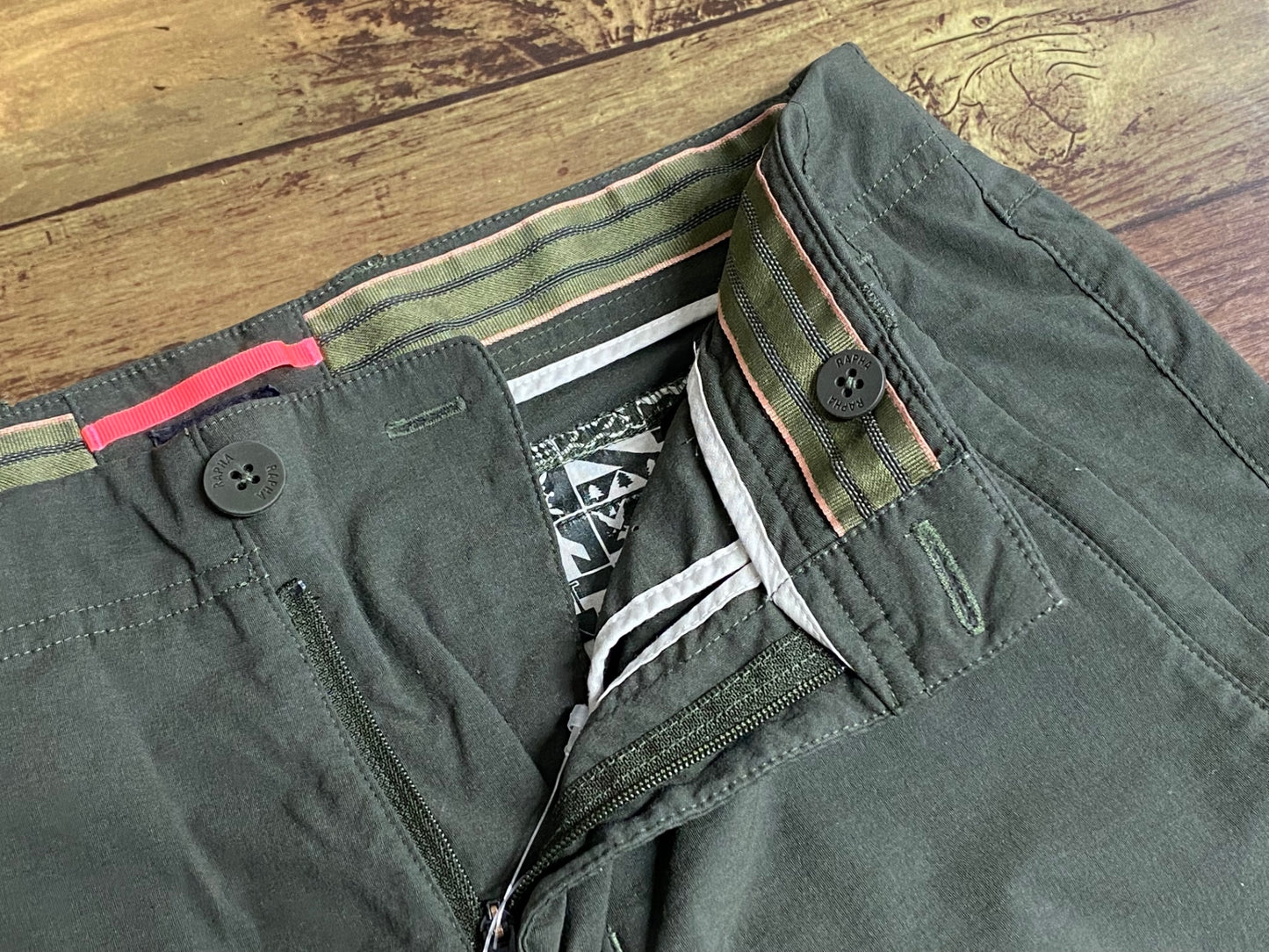 IZ431 ラファ Rapha WOMEN'S RANDONNEE SHORTS ショートパンツ カーキ レディース 28W