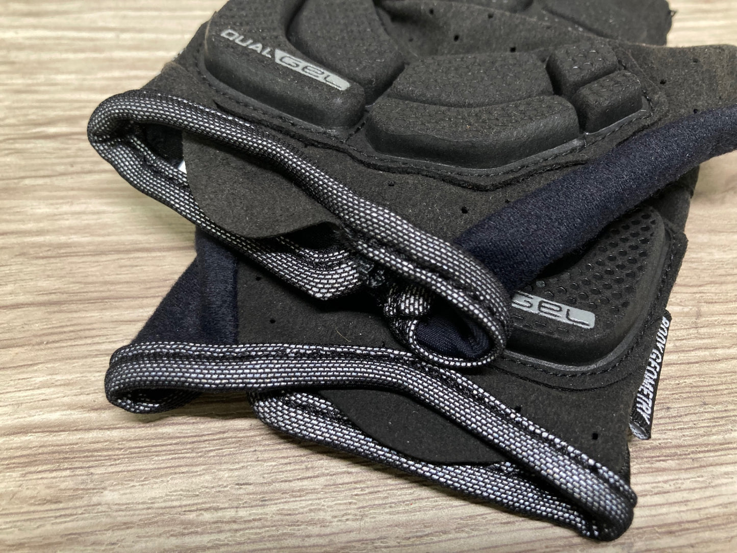 JA753 スペシャライズド SPECIALIZED 指切 グローブ 黒 S