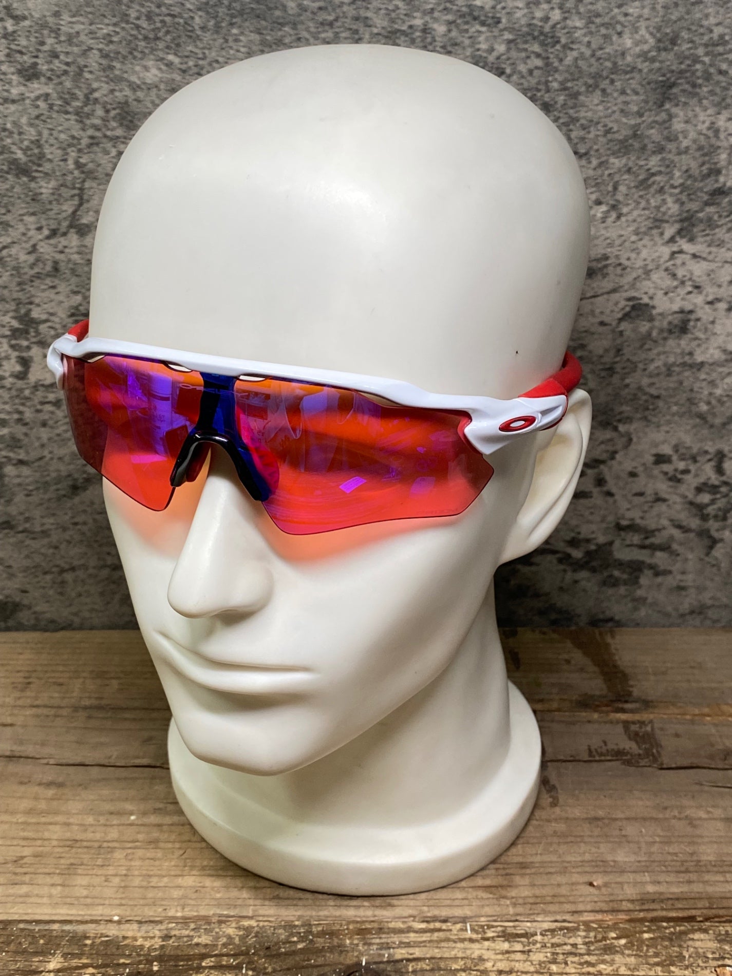 IW713 オークリー OAKLEY レーダーイーブイパス RADAR EV PATH サングラス アイウェア PRIZMレンズ 白 ケース付属 ※レンズに傷有り