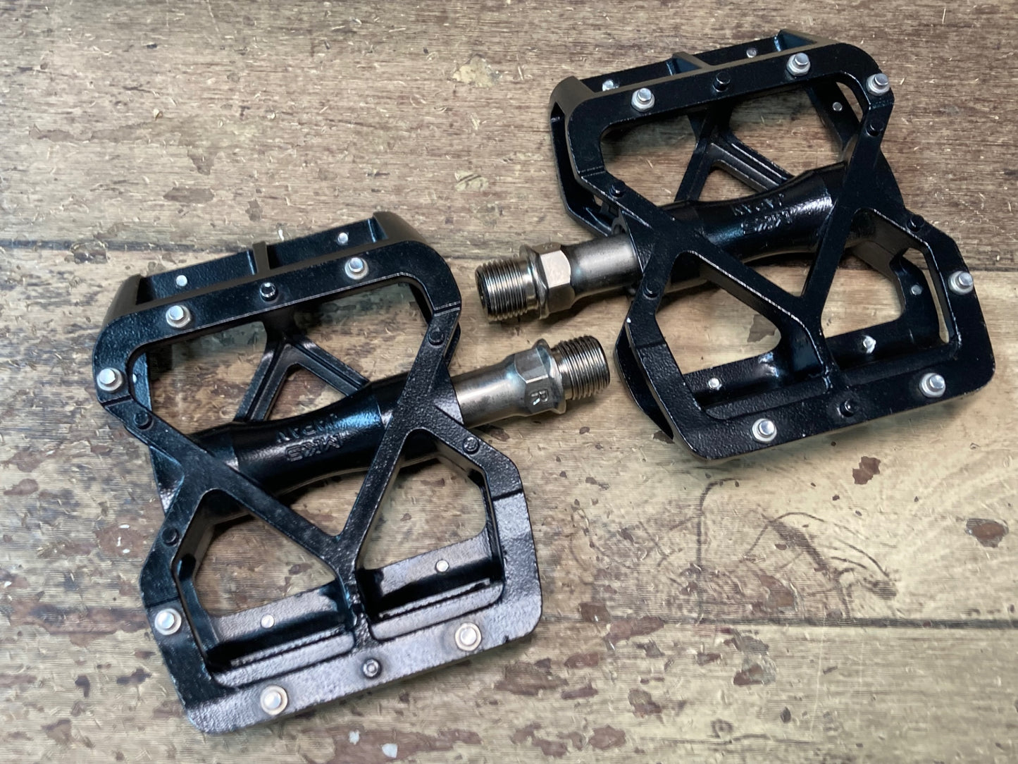 IF189 三ヶ島 MKS ALLWAYS フラットペダル 黒