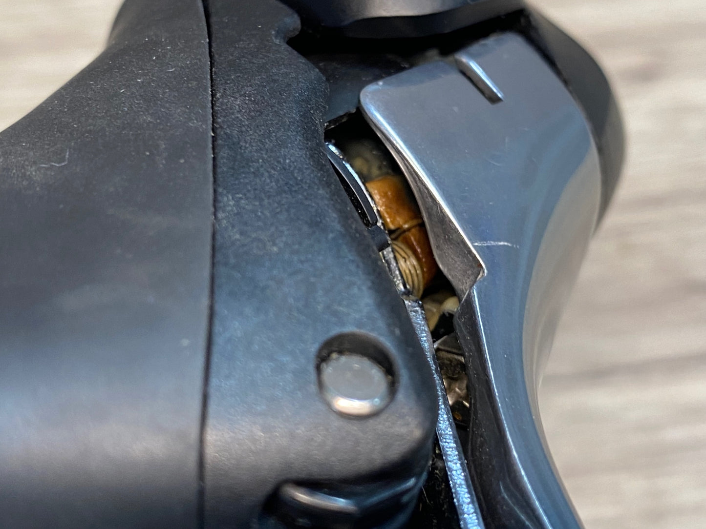 IW819 シマノ SHIMANO 105 ST-5600 シフトレバー 2x10S ※シフト抜け、変速不良のためジャンク