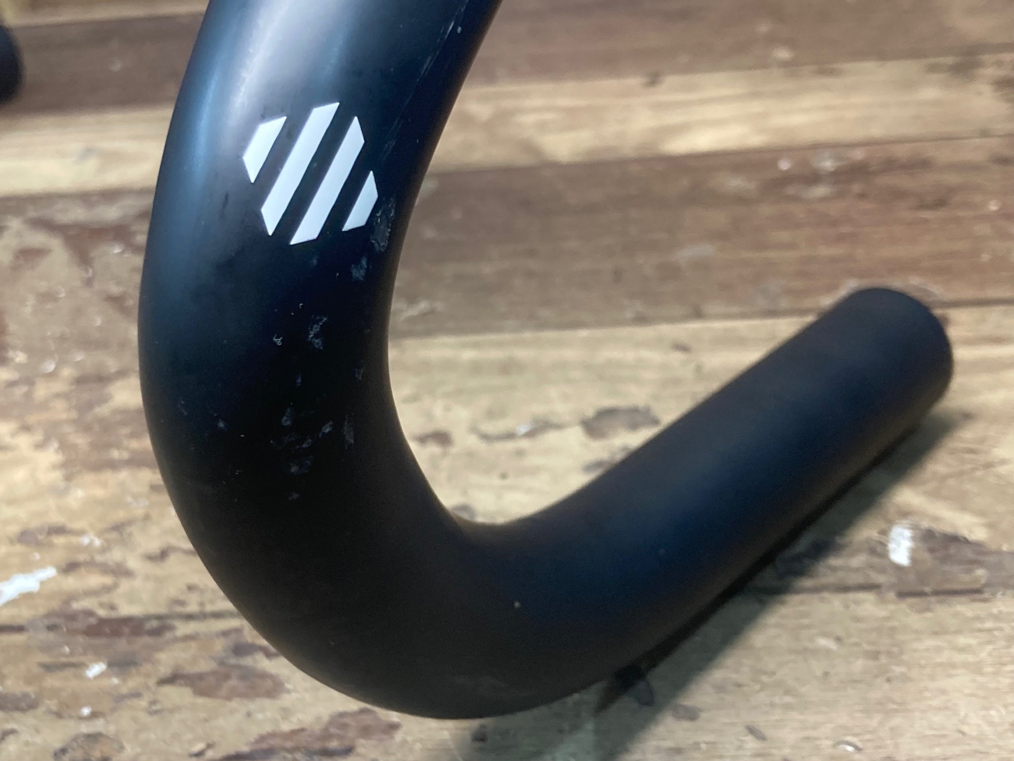 IH853 ヴェロバイク Velobike Carbon Track Handlebars カーボン ドロップハンドル トラック 320mm Φ31.8