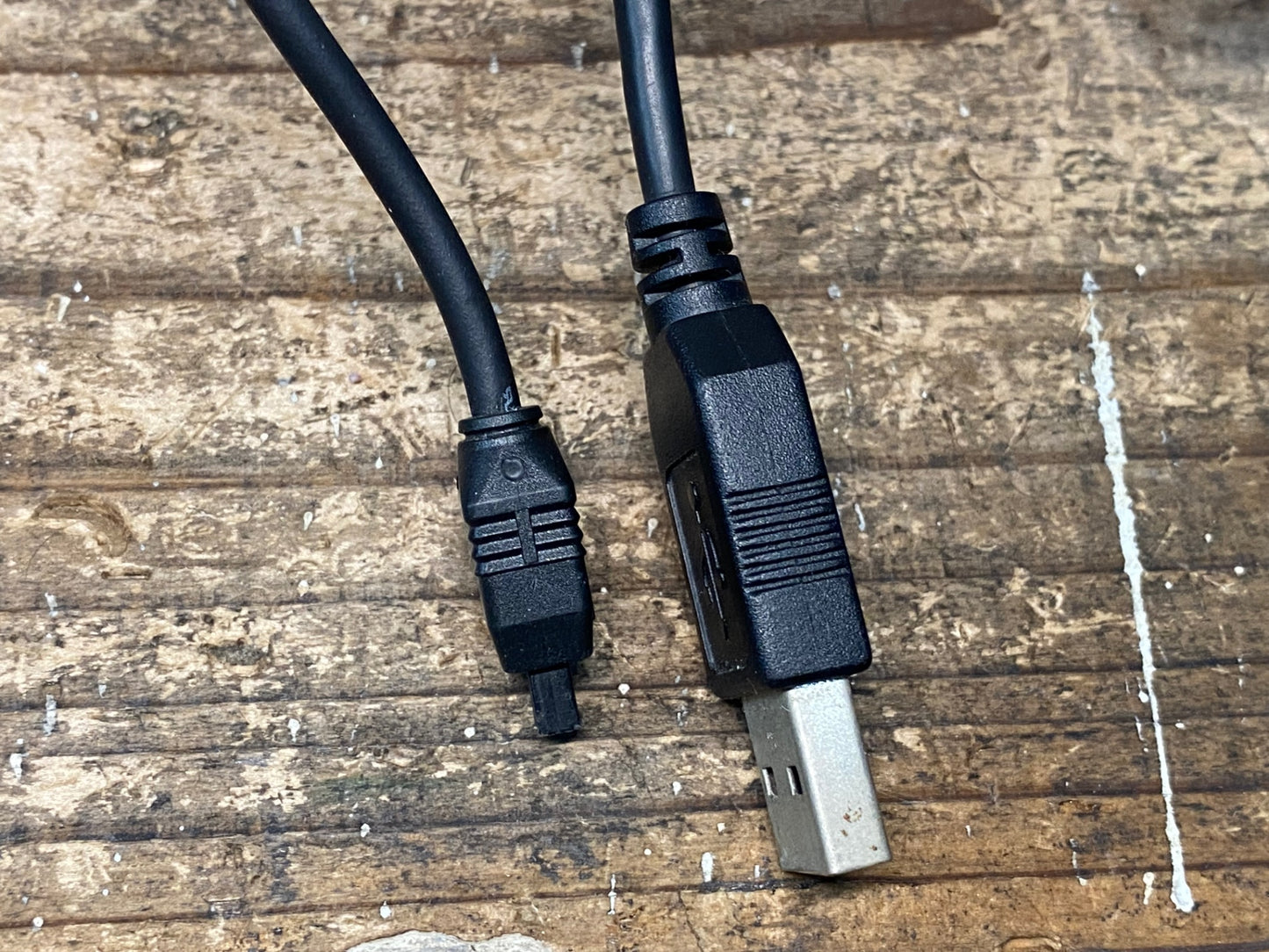 IO621 シマノ SHIMANO SM-BCR2 バッテリーチャージャー Di2 電動 ※接続確認済み