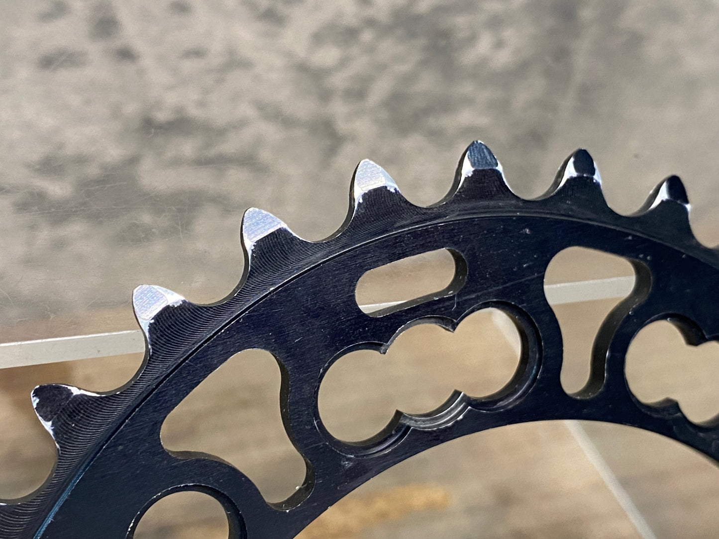 IO763 ローター ROTOR Q-RINGS チェーンリング 楕円 36T BCD110-113