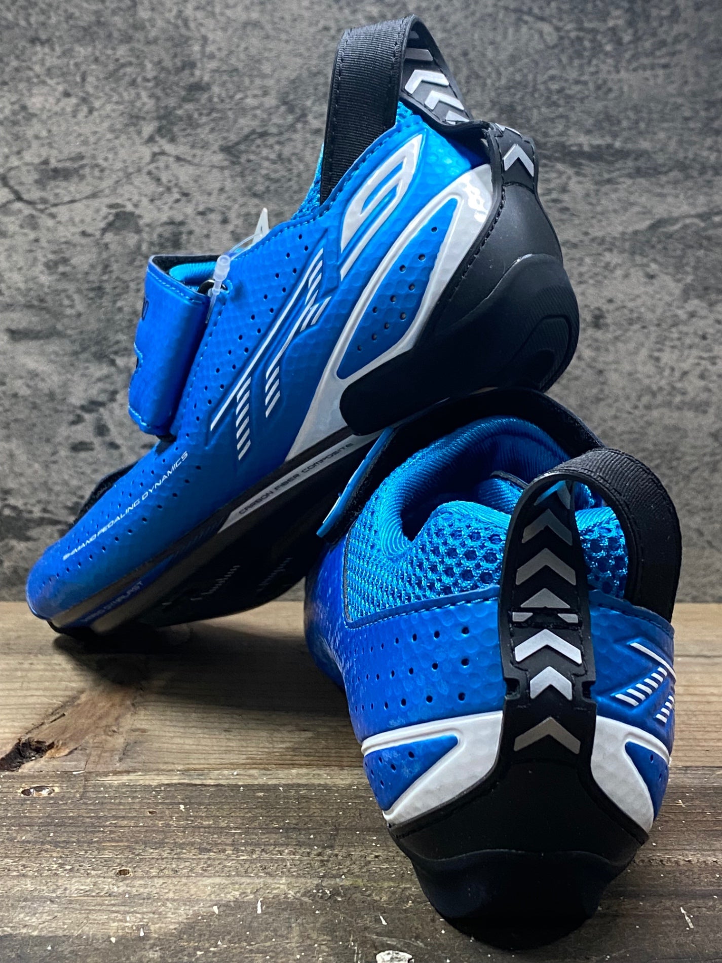 IP485 シマノ SHIMANO TR9 SH-TR900 ビンディングシューズ 青 EU39 SPD-SL ※新品未使用 IP485 シマノ SHIMANO TR9 SH-TR900 ビンディングシューズ 青