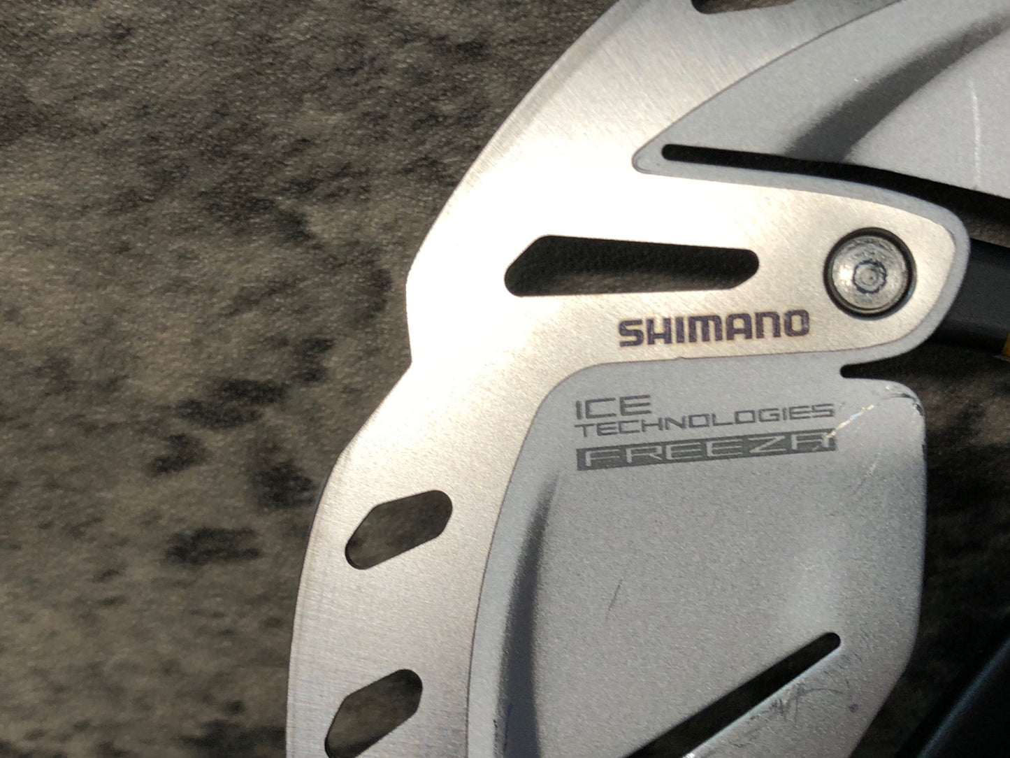 IZ718 シマノ SHIMANO アルテグラ ULTEGRA SM-RT800-S ディスクブレーキロータ― Φ160 実測1.8mm