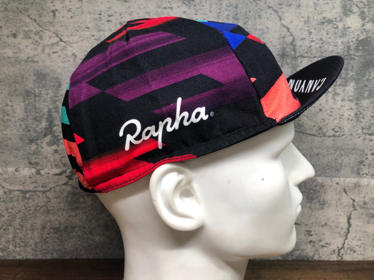 IT279 ラファ Rapha 2018 CANYON SRAM CAP サイクルキャップ 黒 フリーサイズ