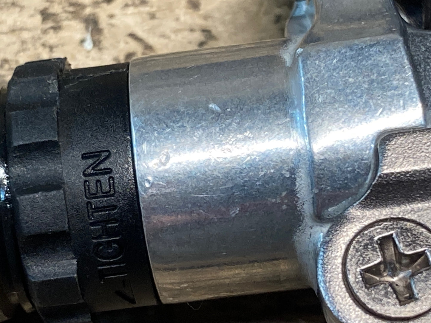 IS282 シマノ SHIMANO PD-M520 ビンディングペダル SPD